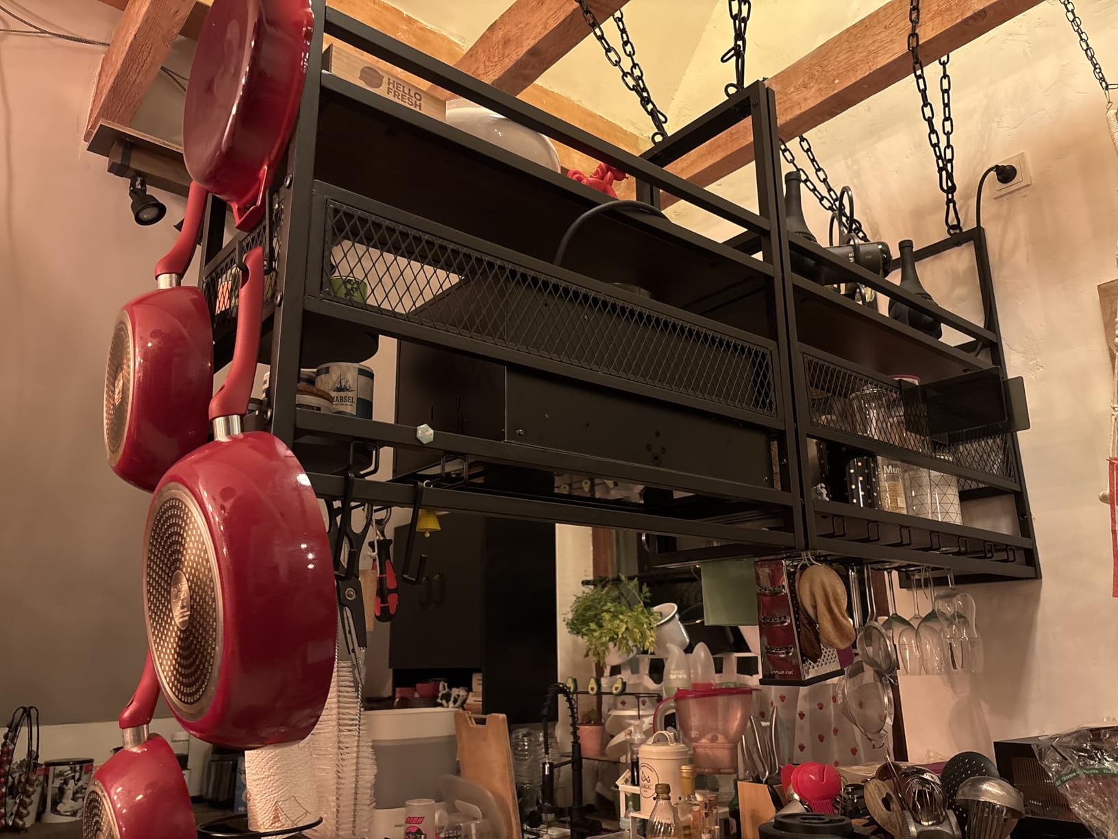 Verschwindet im Schrank